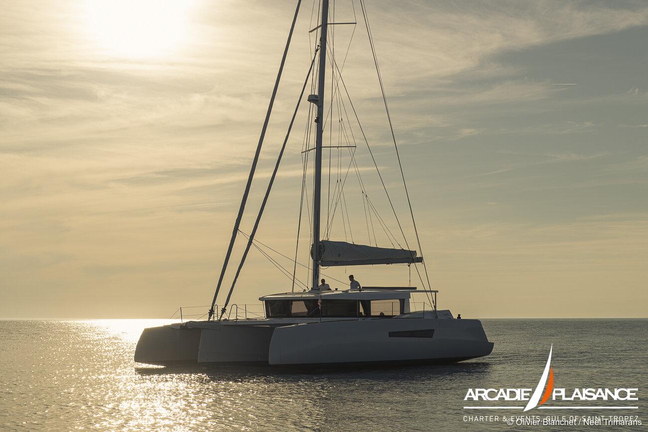 Banque images Neel 47 - Intérieur et mouillage